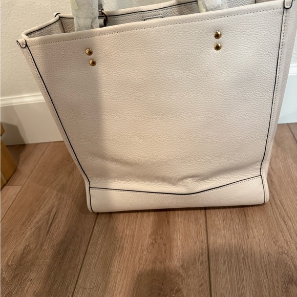 Coach C3078 Dempsey tote with Patch white with original plastic bag - Picture 9 of 9